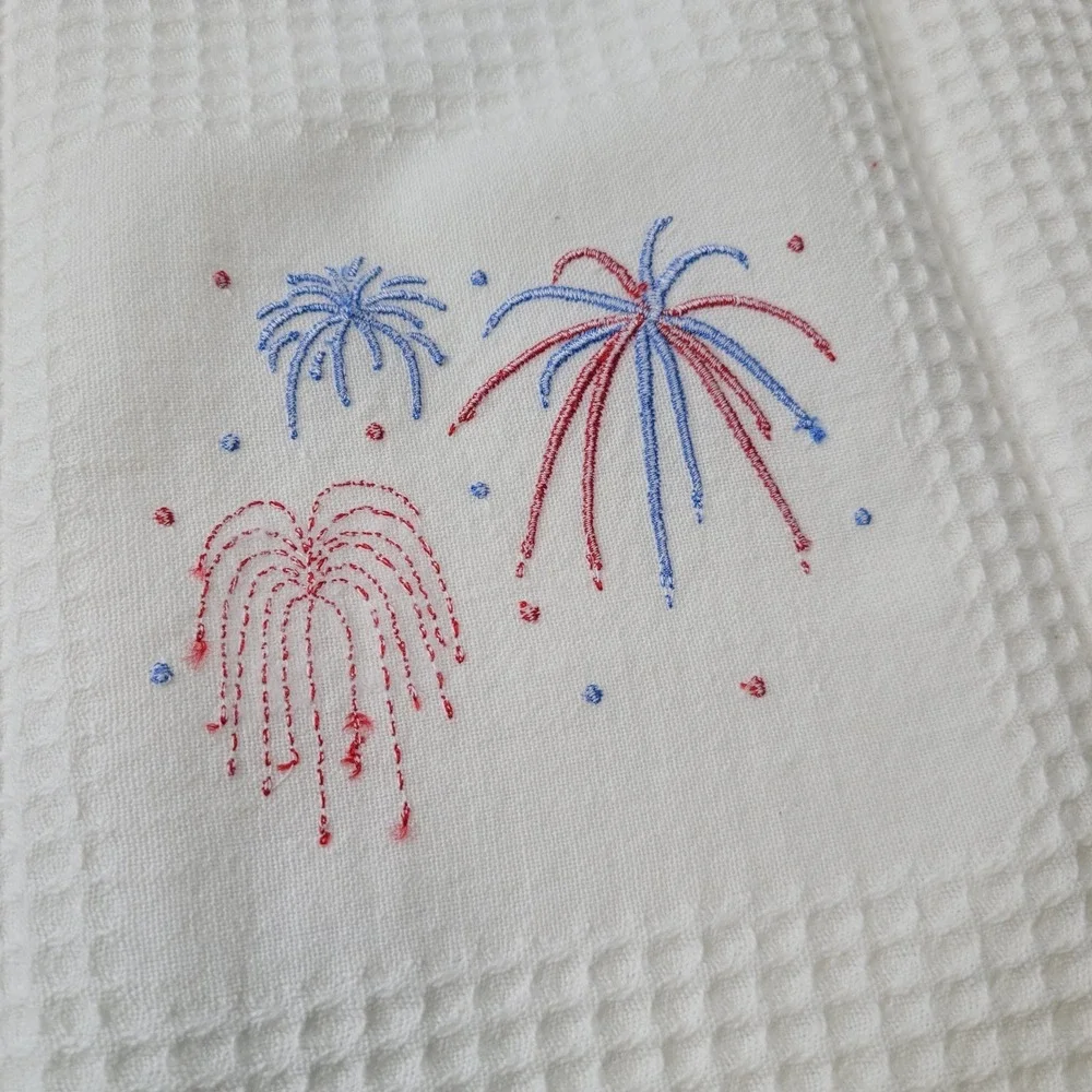 TAG Brand Dish‎ Towel Embroidered Fireworks USA Patriotic Design White NEW RARE
